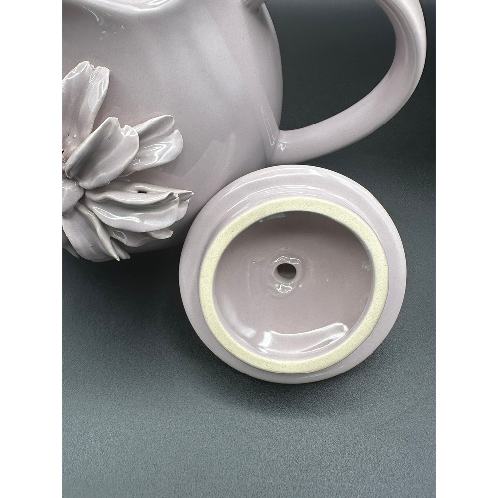 Lavender Ceramic Teapot 3D Floral Applique Scalloped Rim Vintage Pastel 6.5in - Picture 8 of 11